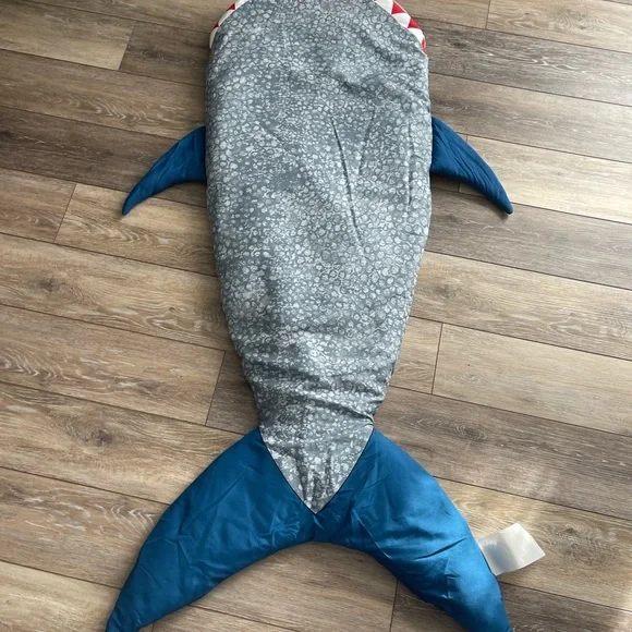 Shark Sleeping Bag for Kids - Picture 3 of 4